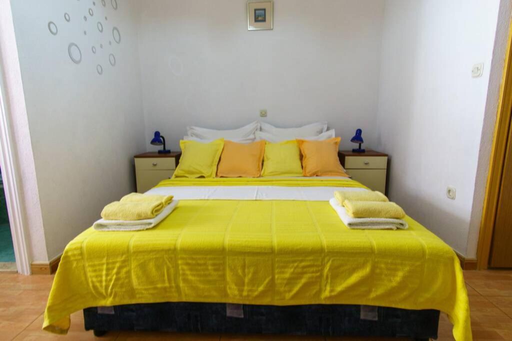 Lovely Studio Apartment For 2 Free Private Parking Makarska Luaran gambar